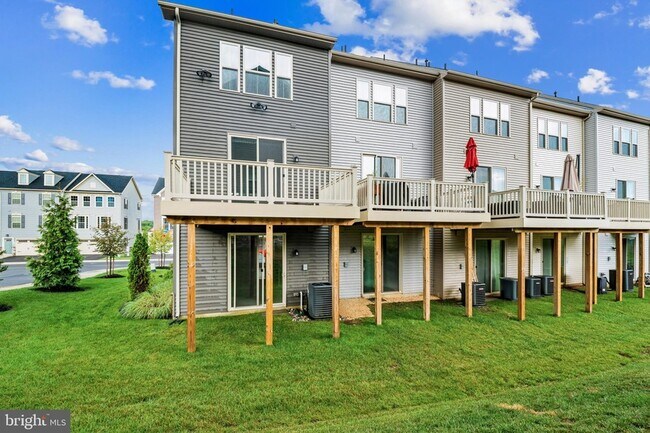 Building Photo - 174 Bethlehem Pl