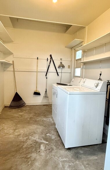 Laundry includes washer/dryer and more storage - 820 Thirba St