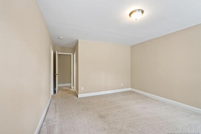 Building Photo - 204 Executive Dr