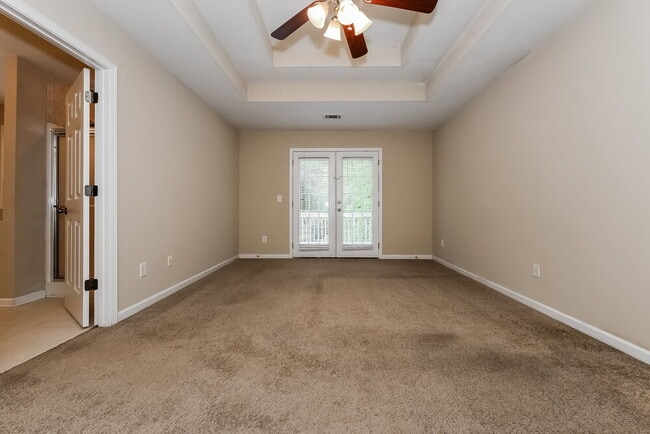 Building Photo - 754 Patriot's Point St