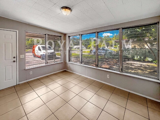 Building Photo - 9861 Orange River Blvd