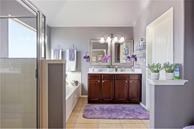 Building Photo - 255 Drystone Trail