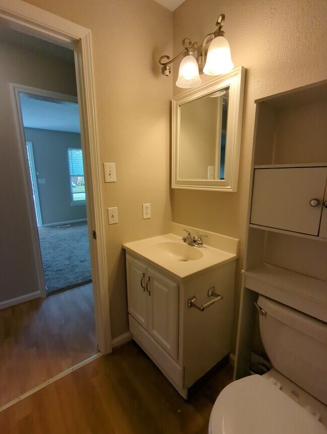 Building Photo - Hixson Duplex