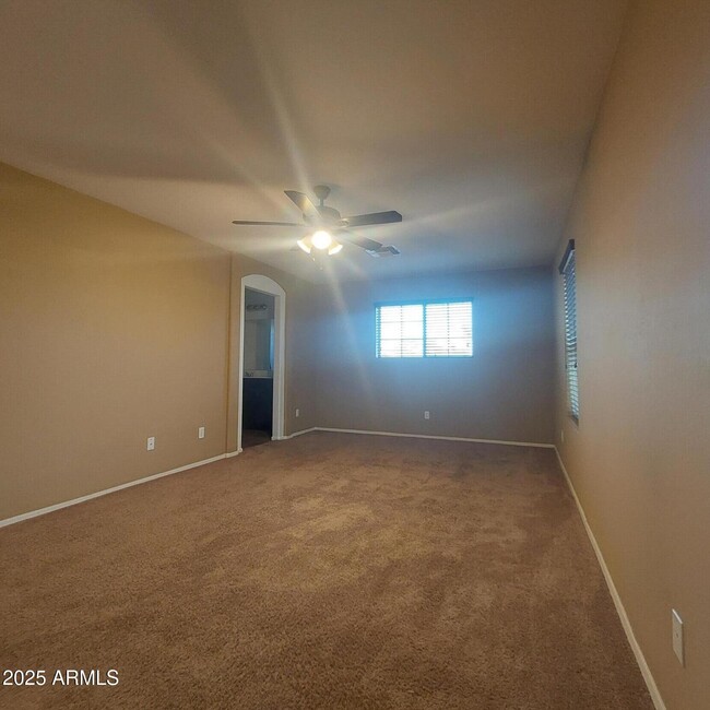 Building Photo - 10225 W Camelback Rd