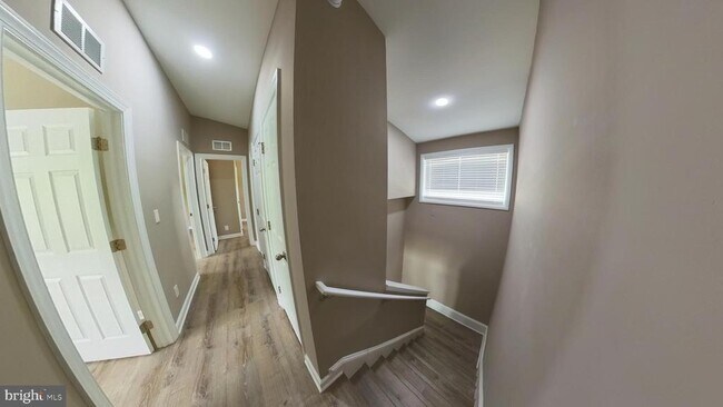 Building Photo - 2050 Nike Dr