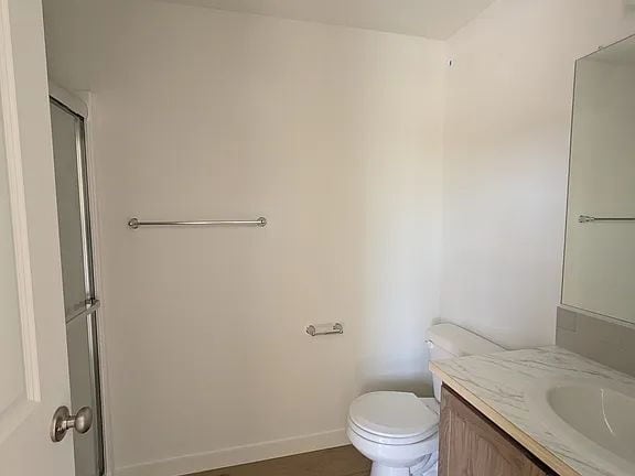 Building Photo - "Charming 3-Bed, 2-Bath Retreat in OR with Cozy 1058 Sq Ft of Comfort!"