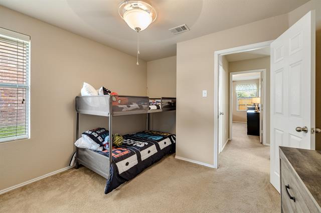 Building Photo - 5640 Lincolnwood Dr