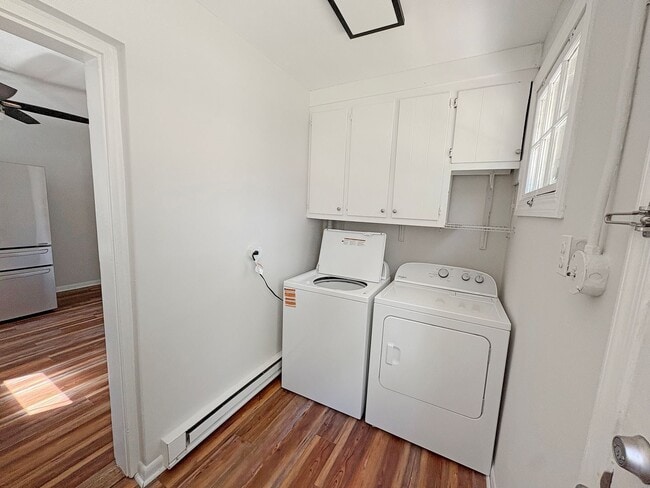 Building Photo - Newly Renovated 2-Bedroom Home in Vibrant ...