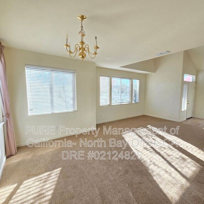 Building Photo - 1141 River Pine Cir