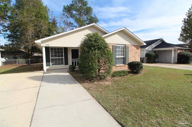 Primary Photo - 420 Oak Knoll Ln