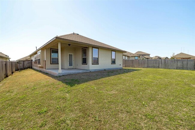 Building Photo - 416 Blue Waterleaf Ln