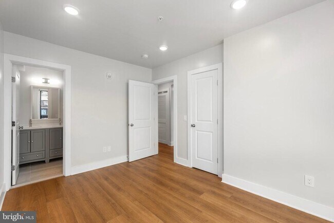 Building Photo - 1100 Bladensburg Rd NE