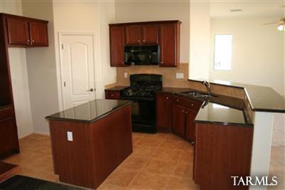 Building Photo - 5320 W Christmas Cholla St