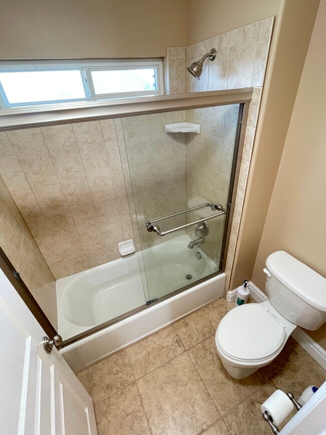 Building Photo - 2936 Sefton Dr