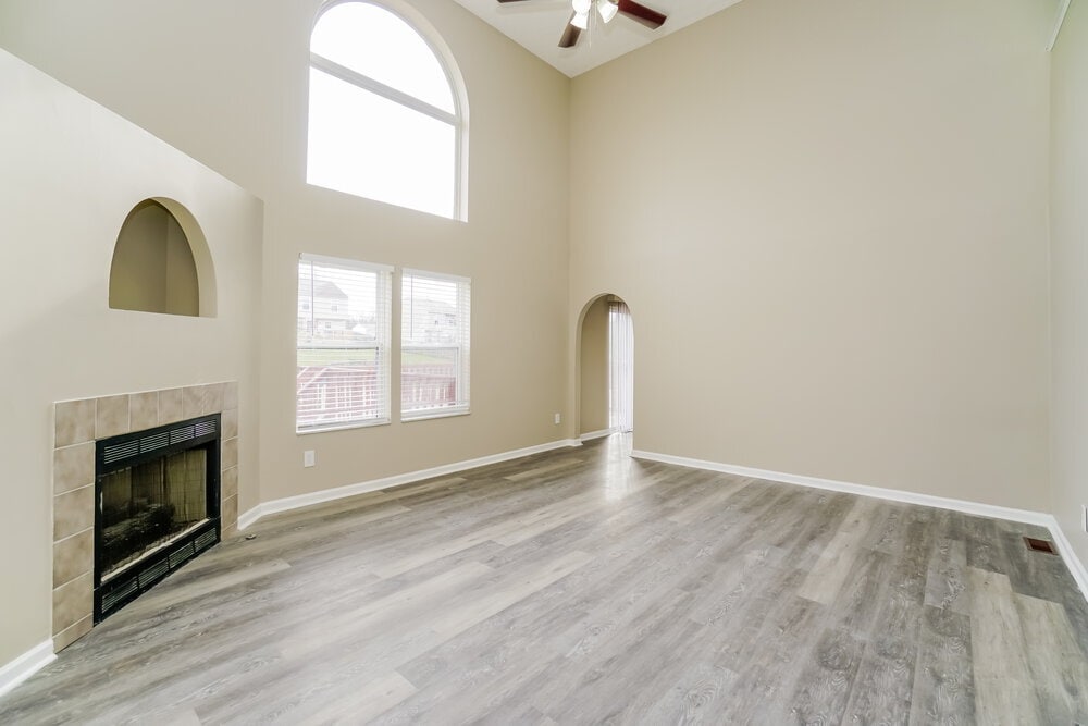 Building Photo - 208 N Bend Dr