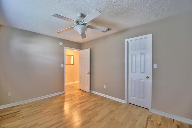 Building Photo - 3606 Cagney Dr