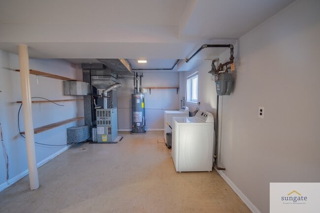 Building Photo - 7411 Kathydale Rd