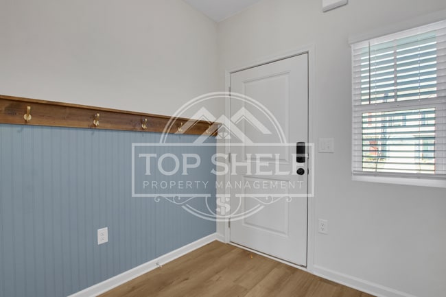 Building Photo - 102 Jaxton St