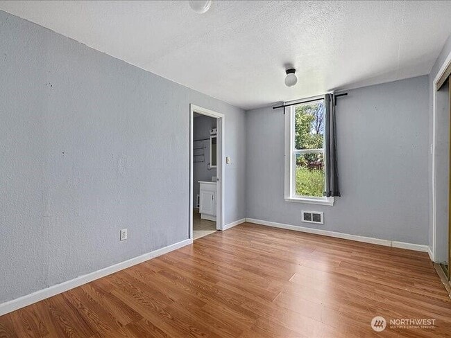 Building Photo - 125 23rd Ave