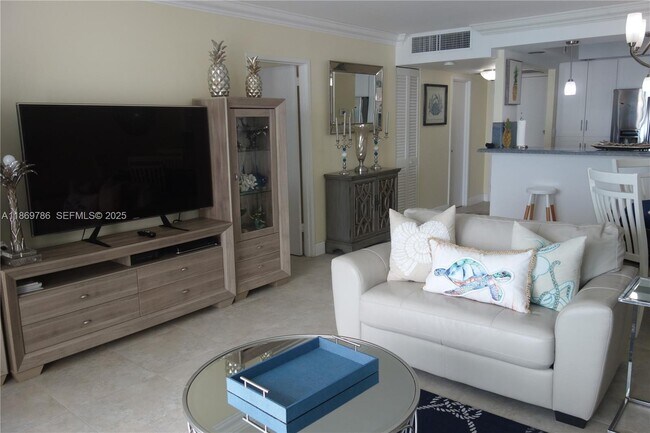 Building Photo - 5701 Collins Ave