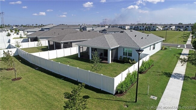 Building Photo - 14143 SW Safi Ter