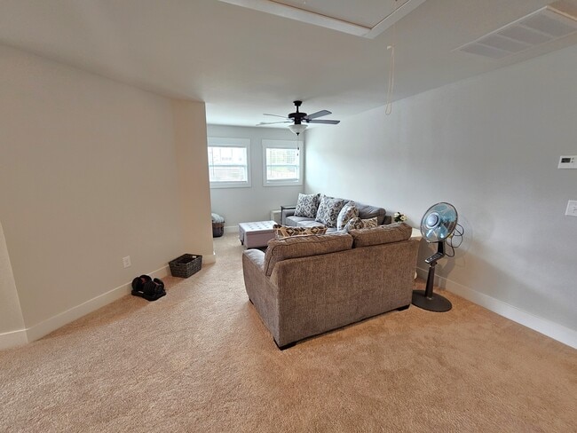 Building Photo - 301 Albemarle Ln