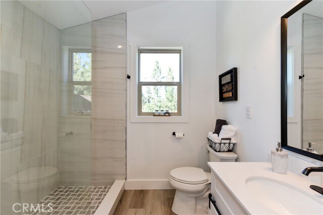 Building Photo - 578 Creekside Ln