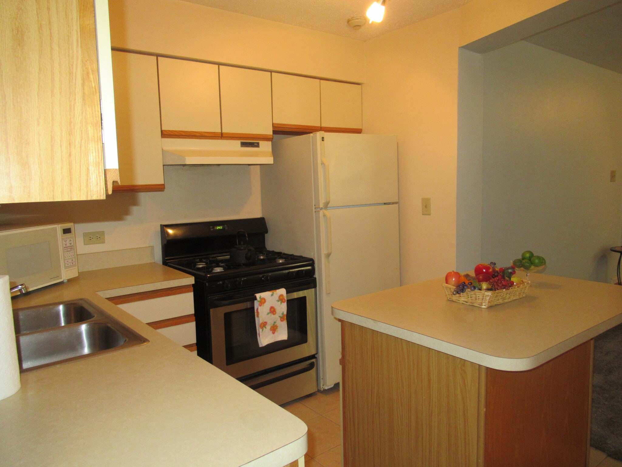 Building Photo - 9 Cedar Ct