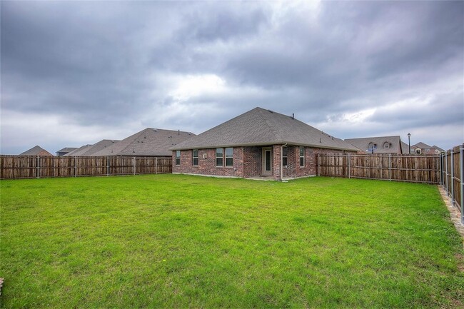 Building Photo - 203 Gatecrest Dr