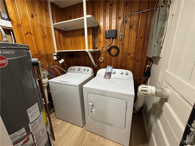 Building Photo - 304 Birchwood Blvd