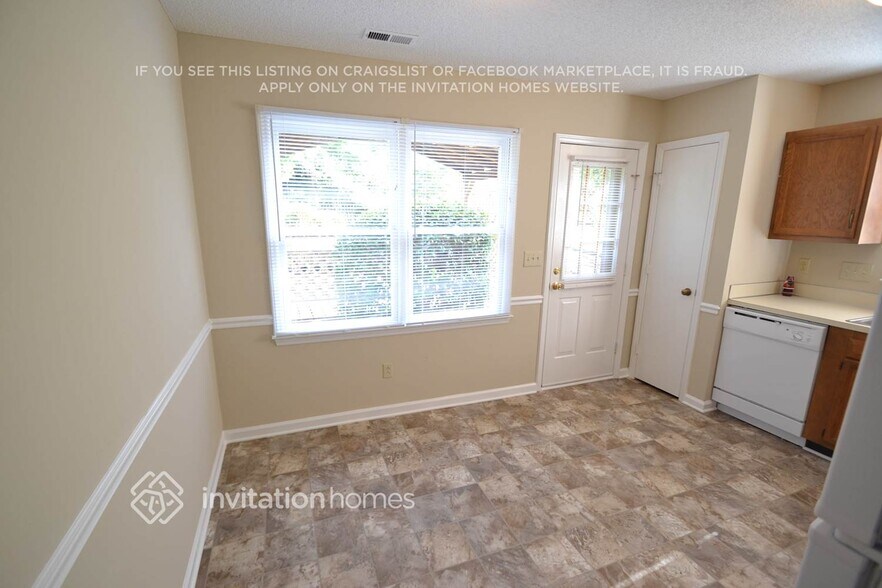 Building Photo - 3518 Oxford Hill Ct