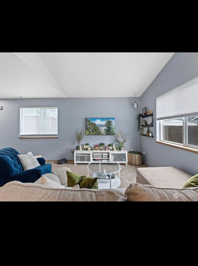 Building Photo - 4331 149th Pl NE