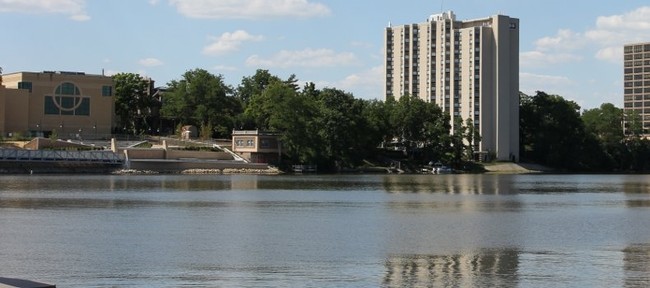 Building - Skyrise Apartments