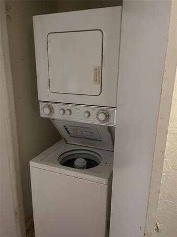 Building Photo - 15221 Berry Trail