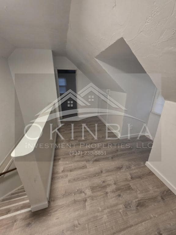 Building Photo - 323 Verona Rd