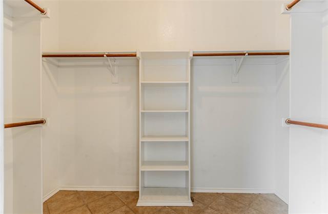 Building Photo - 11812 Wispwillow Dr