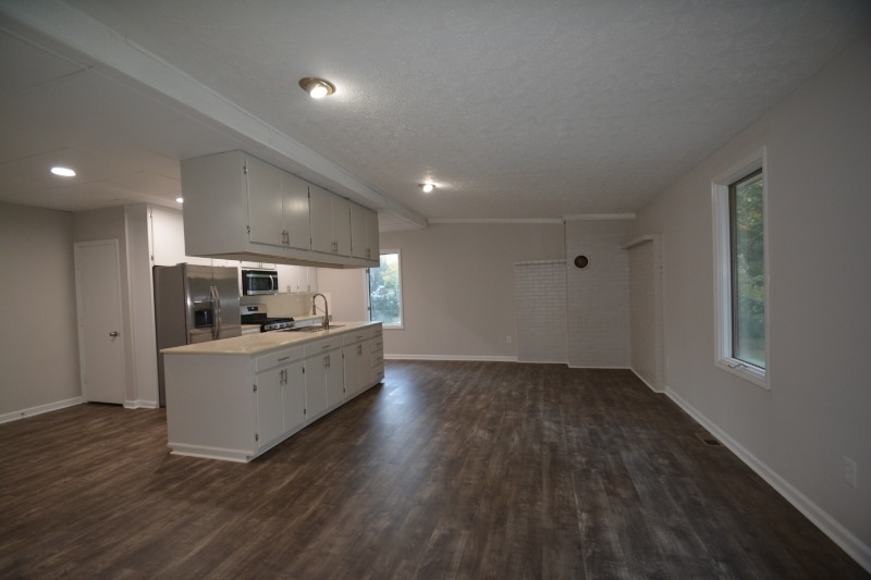 Building Photo - 1374 Enota Ave NW