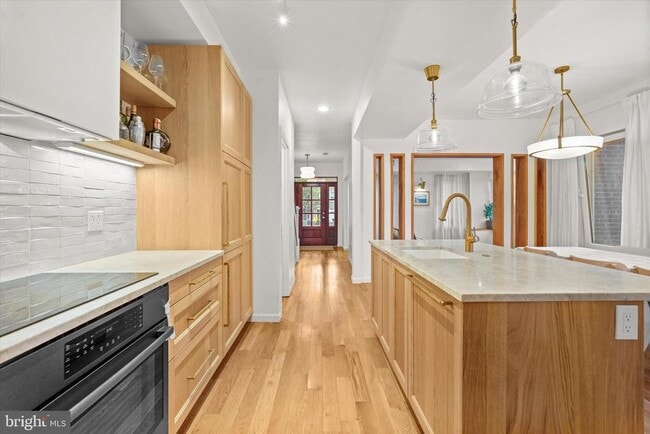 Building Photo - 4131 Illinois Ave NW