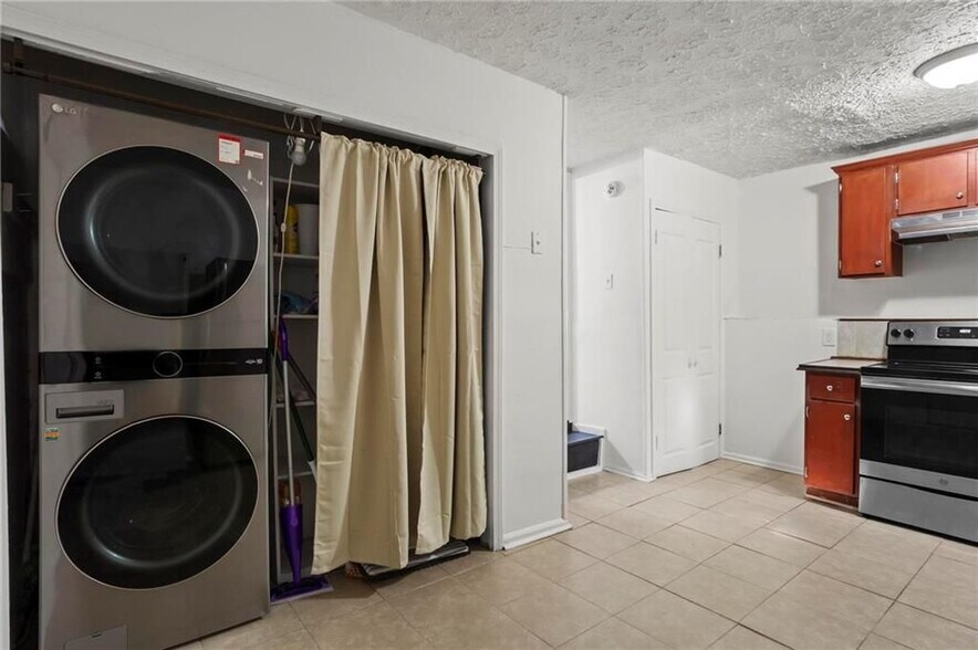 Building Photo - 317 Argus Cir NW