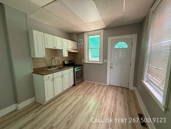 Building Photo - 1928 Haworth St