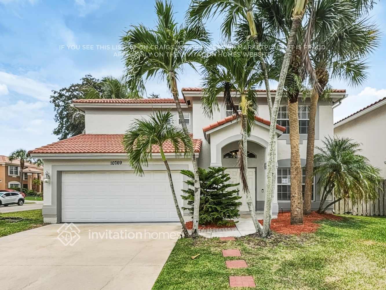 Building Photo - 10769 Oak Lake Way