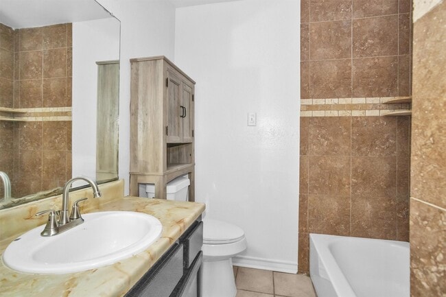 Building Photo - 1035 Lovett St