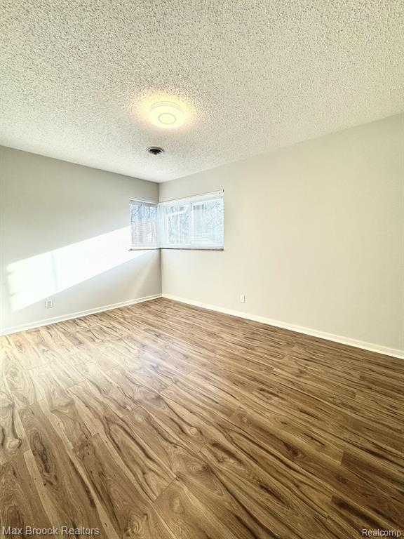 Building Photo - 158 Marlborough Dr