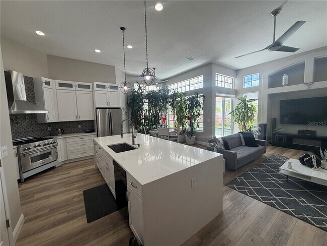 Building Photo - 1115 Landale Ct