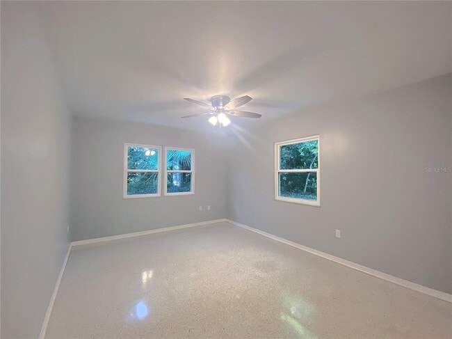 Building Photo - 120 Fairchild St