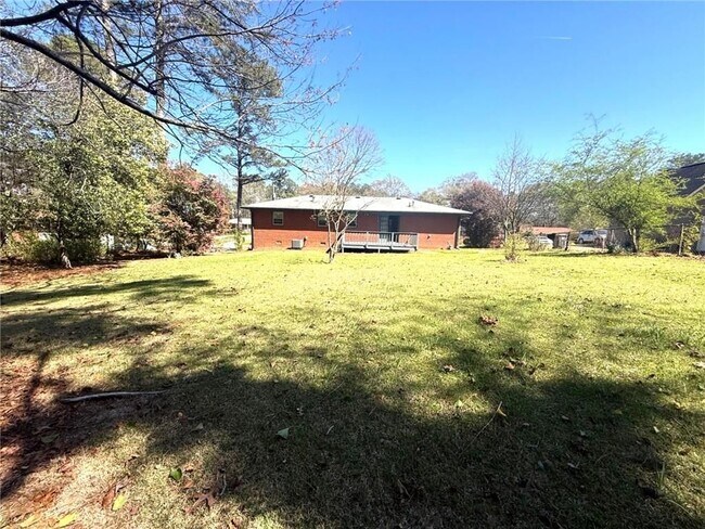 Building Photo - 3532 Ponderosa Ln