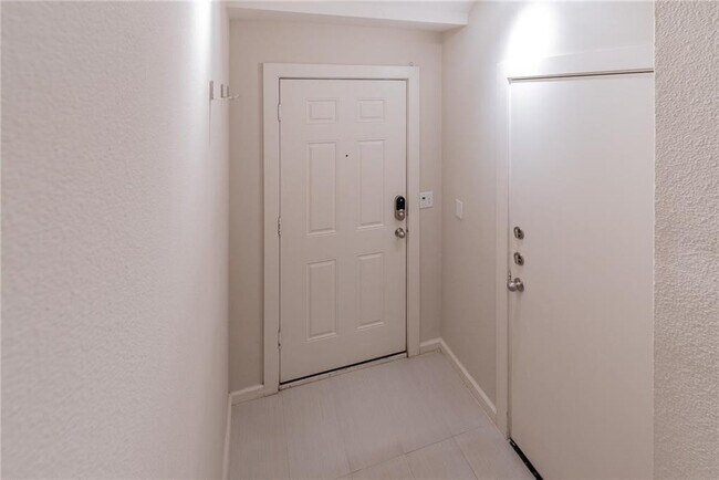 Building Photo - 1201 Grove Blvd