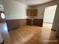Building Photo - 16 Longwood Dr