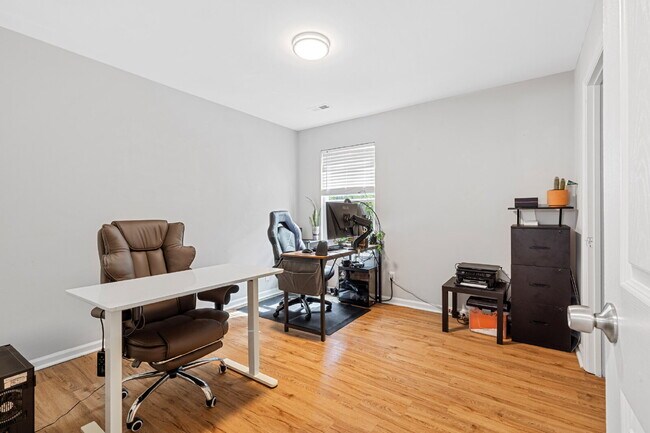 Building Photo - Private 3BR Retreat on 2 Wooded Acres in Clover with no HOA!!