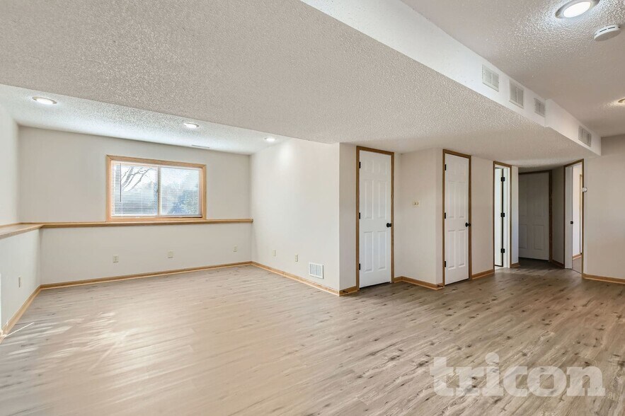 Building Photo - 1409 146th Ave NW